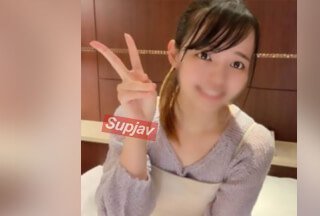 FC2PPV 3244178 【#89】有礼貌的保育员脸上沾满污垢地舔鸡巴太色情了。尽管她很纯洁，但她身上却沾满了精液