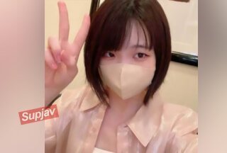 FC2PPV 3801521 【#104】肌肤漂亮，身材娇小，抱起来很舒服。我像自慰者一样操她，兴奋得射进了她的体内♡