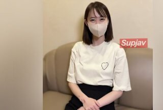 FC2PPV 3860669 [无] [颜射＆中出] “不在那里。啊啊，我要射了，我要射了，我要射了。一家大公司的苗条办公室女士得到了大量的颜射