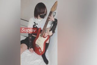 FC2PPV 3061517 想成为女生○学生○美腿带妹·便装女上位中出后…※附有VR异角度特典
