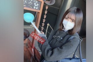 FC2PPV 3764394 第一部作品！ ！仅限 1980 年 9 月 15 日！他纯真无邪时录制的第一个视频……这是唯一一个会公开的视频。