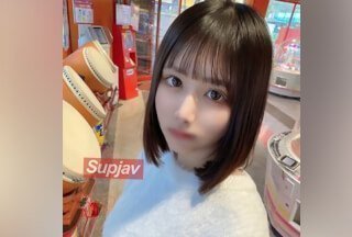 FC2PPV 3837949 皮肤白皙，胸部丰满，被当作年轻女性抚养的现任大学生。爸，妈，我其实不是一个好学生…在镜头前不负责任的中出。