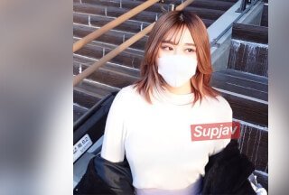FC2PPV 3273705 「不」「全脸露出」「950pt」与H杯巨乳美容顾问的激烈90分钟故事！ ！因为胸部很大，所以由熟人介绍