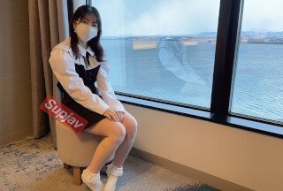 FC2PPV 3257830「让您久等了」公立女子大学《续集》谈判期2个月成功带到酒店《第一次干》《露出脸》《内射》