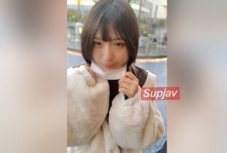 FC2PPV 3238140 *限时优惠[露脸] 长得像Ano-chan的超级人气著名cosplayer。他们欺骗了她这个无辜的女孩，并在未经她允许的情况下将她卖掉。泪眼婆娑地凝视着。