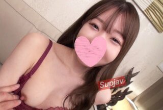 FC2PPV 3190228 [无码] 20岁的JD，笑容灿烂，容貌年轻♥全身被老男人摸，她露出厌恶的表情，但