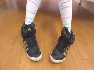 T28-433_双马尾小胸齐膝美女中出第 1 部分