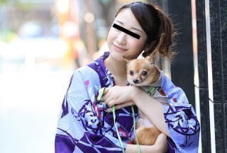10musume Natural Girl 082423_01 遛狗时邂逅一位身穿浴衣、爱狗的美丽女孩！佐佐木玲