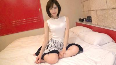 SIRO382532岁，在泌尿科诊所工作。
