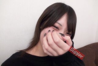 FC2PPV 3182568 [无码] 彻底拜倒在老男人的鸡巴之下！ 19岁男孩气女孩的阴道被射精