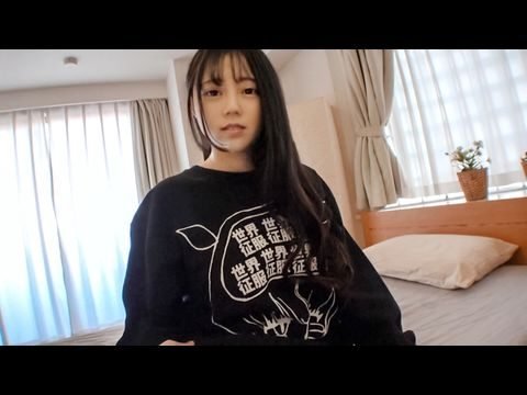 SIRO3849 素人申请者，首次 AV 拍摄 83 从事服装行业，追随乐队的小动物般的女孩。尽管看起来这样，我还是在现场表演时摇头！ ！我会为乐队竭尽全力。比摇头还要用力地摇晃着F罩杯的胸部和丰满美丽的臀部！ ！ 。