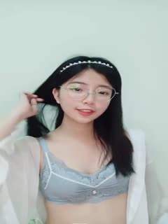 超重磅绝版资源！校花女神【一梦】早期下海珍贵录像~！ ✨✨✨--这颜值这身材这尺度，反差感极其强烈！ _20220518_231400
