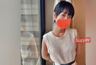 FC2PPV 3897422 拥有让人无法抗拒的可爱笑容的小学家政老师。美丽白皙的肌肤，修长的身材，还有连裤袜美腿的诱惑。