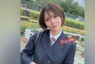 FC2PPV 3630070 首次拍摄，露出真脸！ ！限定3天，3980积分！ ！这女孩太棒了……一个看起来像本寺翼的美丽女孩在教学楼边被迫进行口交。