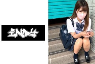 534POK-041 [私拍] 辣妹风制服少女和P活动_自我深喉时发出粗俗声音的M婊子