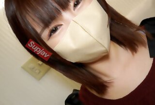 FC2PPV 3186900 [无码] 敏感度最高的大胸女孩一次又一次地射精！在自慰器和原始阴户之间交替进行的奢华性爱，最后以中出结束！ ！