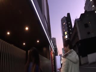 NANP-008 寂寞的泡妞！再开发中的池袋东口挤满了人，为什么却只有一个人？