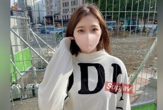 FC2PPV 3189407 【貌美_细腰身材】美容院打工的苗条美女被骗到酒店