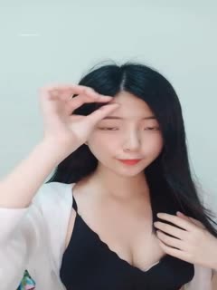 超重磅绝版资源！校花女神【一梦】早期下海珍贵录像~！ ✨✨✨--这颜值这身材这尺度，反差感极其强烈！ _20220520_011206