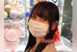 FC2PPV 3576378 【期间限定】第2弹，F杯Mayu-chan和游戏中心的约会，纯粹中出SEX，初次吞咽，青春套装！