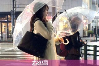 200GANA-2042 认真的软核，第一次拍摄。 1301 【变态】在东新宿搭讪的漂亮OL是性欲很低落吗？连裤袜