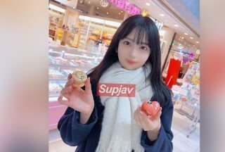 FC2PPV 3232393 首次拍摄，露出真脸！ ！今天仅需2980积分！ ！天生被爱戴为女主角、美女演员，以及其他学生的变态欲望