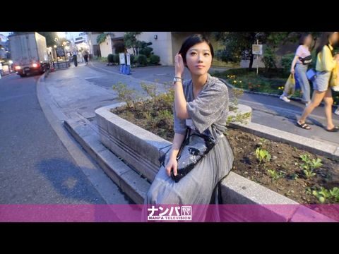 200GANA-2121 认真的软核，第一次拍摄。 1373 夜晚的里原，袭击并搭讪一名时尚的黑色短发女孩！我完全被“时尚采访”这个杀手锏吸引住了，然后我就向酒店走去！ 1
