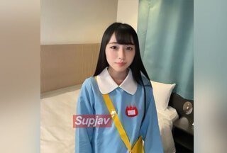 FC2PPV 3229170【感谢日本武士不败胜利的兴奋！ 】我给幼儿园小朋友 Mirai-chan 内射了