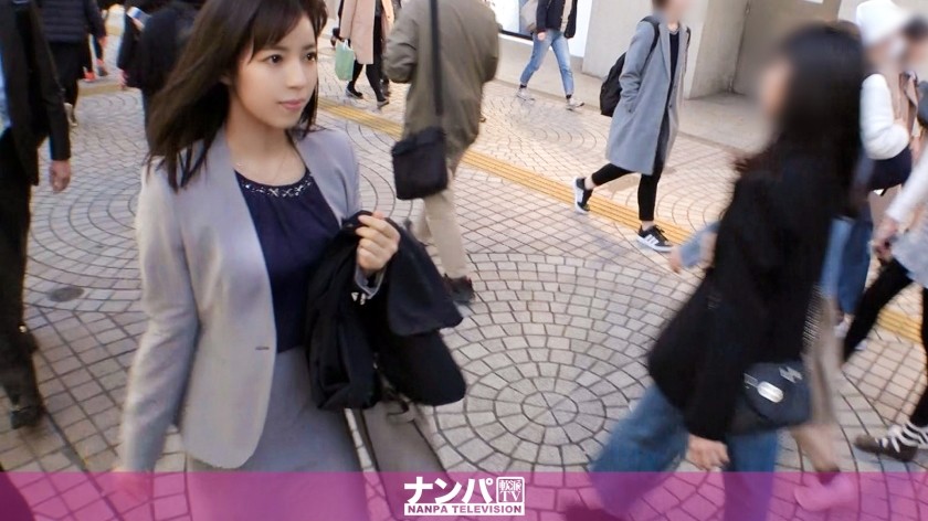 200GANA-2068 认真的软核，第一次拍摄。 1322 在新宿发现拥有吉利名字“令和”的美女♪把她灌醉后带到宾馆，撕开她的丝袜让她潮吹得淋漓尽致♪凸显她窈窕身材的站着后入式场面必看！ ！