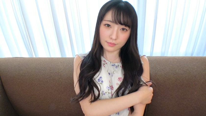 [未经审查] SIRO-5017 [干净无辜？ 】一名在荞麦面店工作的年轻女子受到 AV 女优的启发，决定出演成人影片。粗壮的鸡巴毫不留情地插入光滑干净，看似无辜的阴户……网络应聘AV→AV体验拍摄1952（三云空）