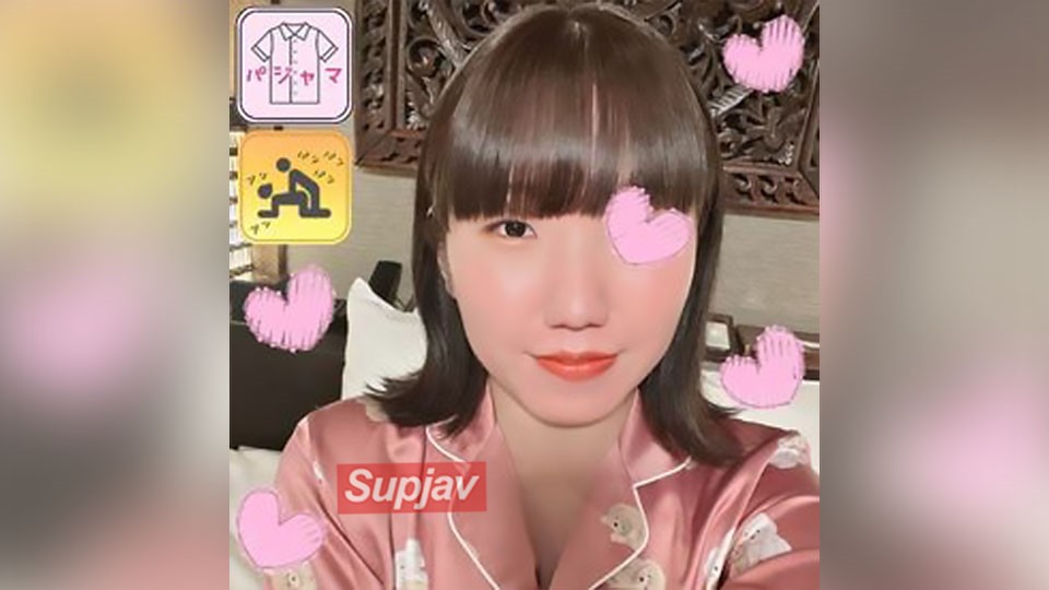 FC2PPV+3513189+【Pajamas★Monashi】 Pajamas de Ojama♥无定制宣言♥素人，经验少，小胸，开叉，双眼皮...但是她的阴部很棒♥不会让你用紧绷的巨大鲍鱼取出龟头♥