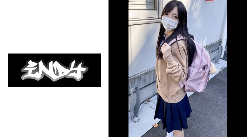 [无码]534CRT-038 穿着11小时[亲身拍摄]花纹裤子少女童颜身材_夏日水手服POV视频~中出露出