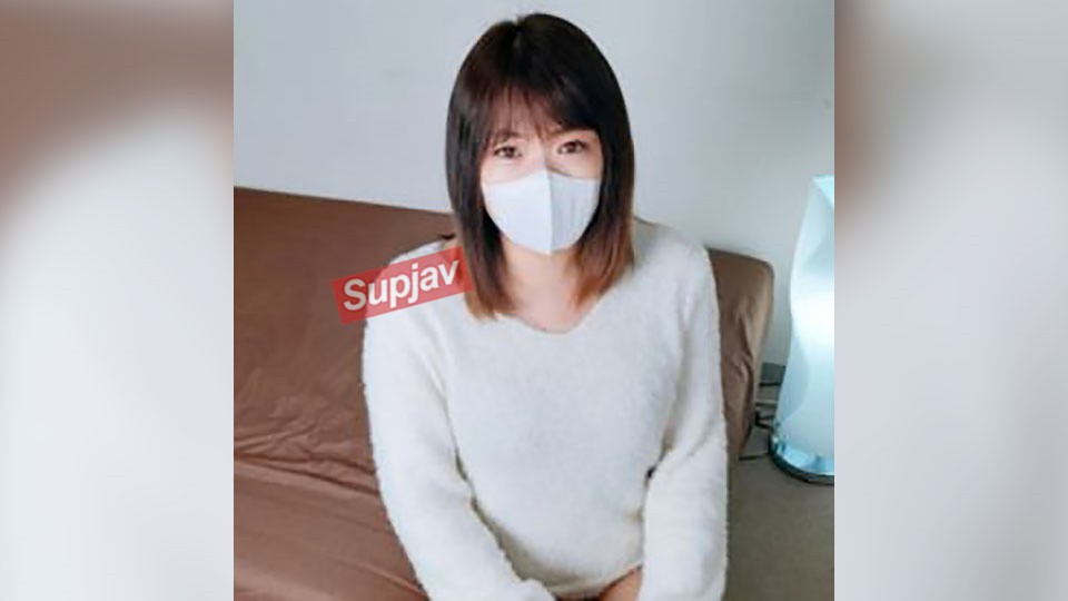 FC2PPV+4339200+★到3/20半价【无码完全素人】明明是那么无辜，却是别人的老婆！一个中年男人爱抚着她那丰满、皮肤光滑的肉体，将他那根超粗的阴茎插入她的体内，让她达到高潮，白色、纯真的爱液从她的阴户中流出！