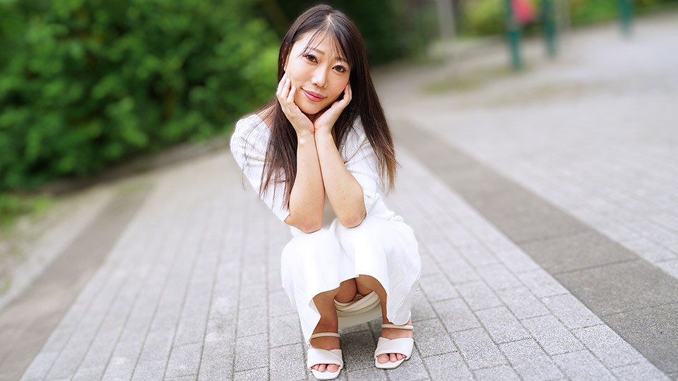 Pacopacomama+Pacopacomama+101224_100+在约会软件上遇到的变态美熟女+南原美咲