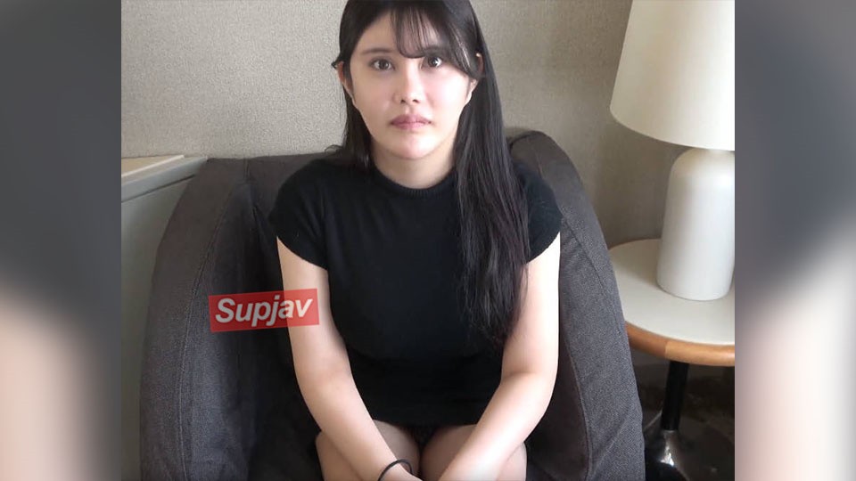 FC2PPV+4547525+※70%OFFuntil10/20※【Gonzo】【Face Reveal】【Creampie】在婚礼大厅工作的已婚妇女照顾她的丈夫和女儿，做好她的工作，并且是一个完美的家庭主妇，她也注重她​​的外表......或者她看起来是这样的。