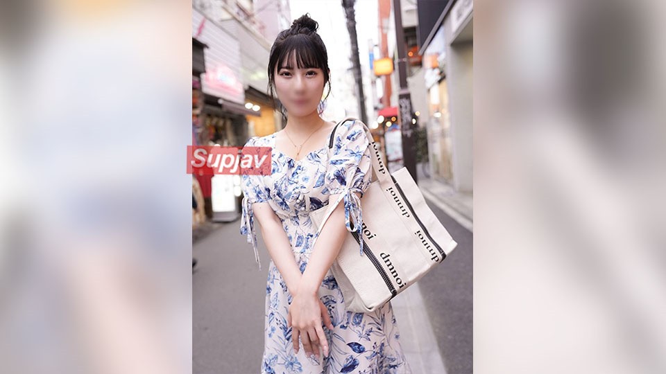 FC2PPV+4577717+※首次限量※【个人拍摄・中出】极度“潮吹”女大学生★Hina-chan 20岁★点击这里看小穴“塞子”爆出的瞬间+[是的]