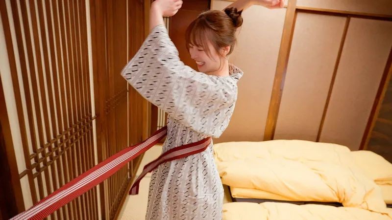 S-Cute 5745 与 Yui 的 Horoyoi 浴衣性爱 #1