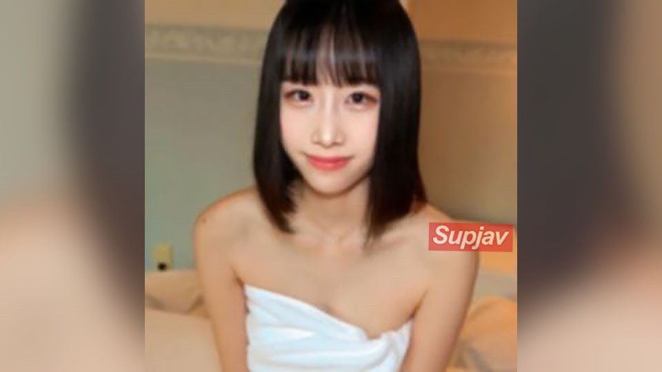 FC2PPV 4601787 [无] 第一次颜射！身材完美、E罩杯美乳的清纯苗条女孩！ Gokkun、颜射和中出。 *附赠高清图像