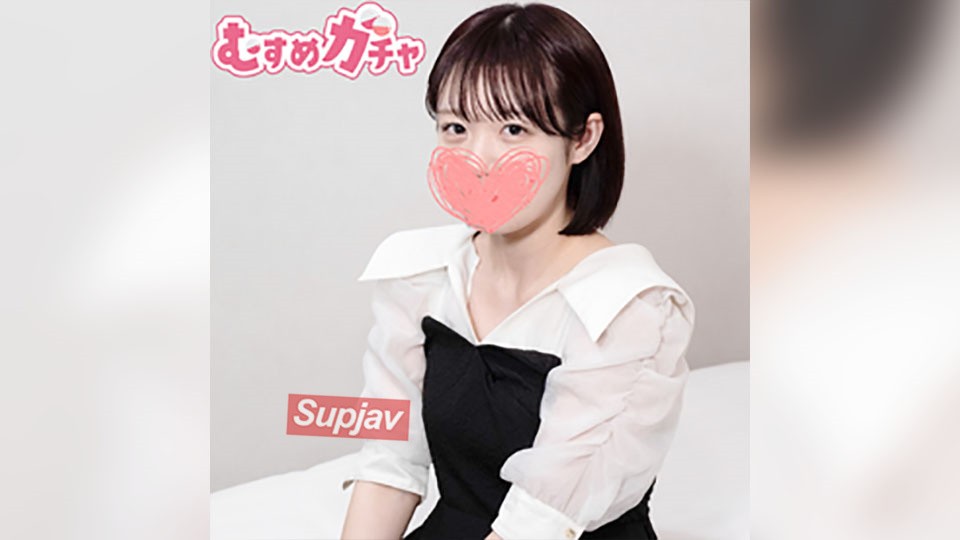 FC2PPV 4673074 【直到今天！首次销售：3,980 积分 → 980 积分。与拥有可爱笑容和无比性感身材的按摩女郎尽情做爱。 [禁止中出]。