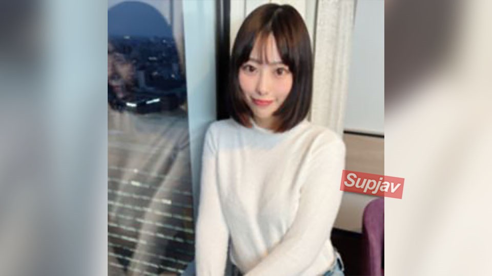 FC2PPV 4595652 【未公开影像限量发售】偶像的美丽身材。油滑。对于这具湿润而又色情未成熟的美丽身体来说，中出是不可避免的。