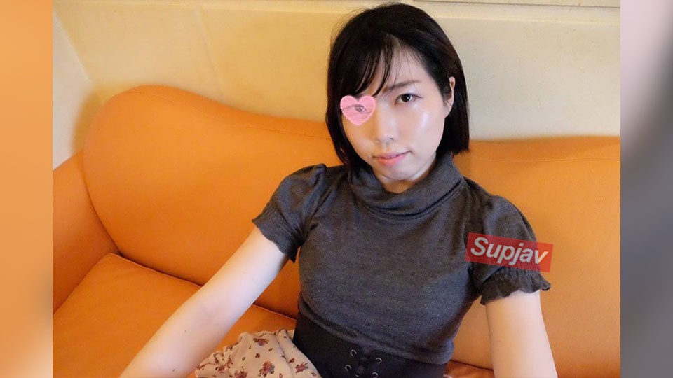 FC2PPV 4669377 【无、单独拍摄】严肃的隐藏巨乳少女的色情缝隙与未处理的阴部，以非常兴奋的POV拍摄为主题【附赠高清画质与额外内容】