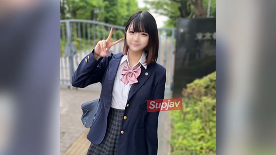 FC2PPV 4696963 *新账号开通享8折优惠【准备被冻结】身高175cm，学业和运动都优秀的女生，以东大为目标，并成功进入东京游泳锦标赛前8名。天真迷人的18岁少女被人陷害，在危险的一天大量射精，这绝对会让她丧命。