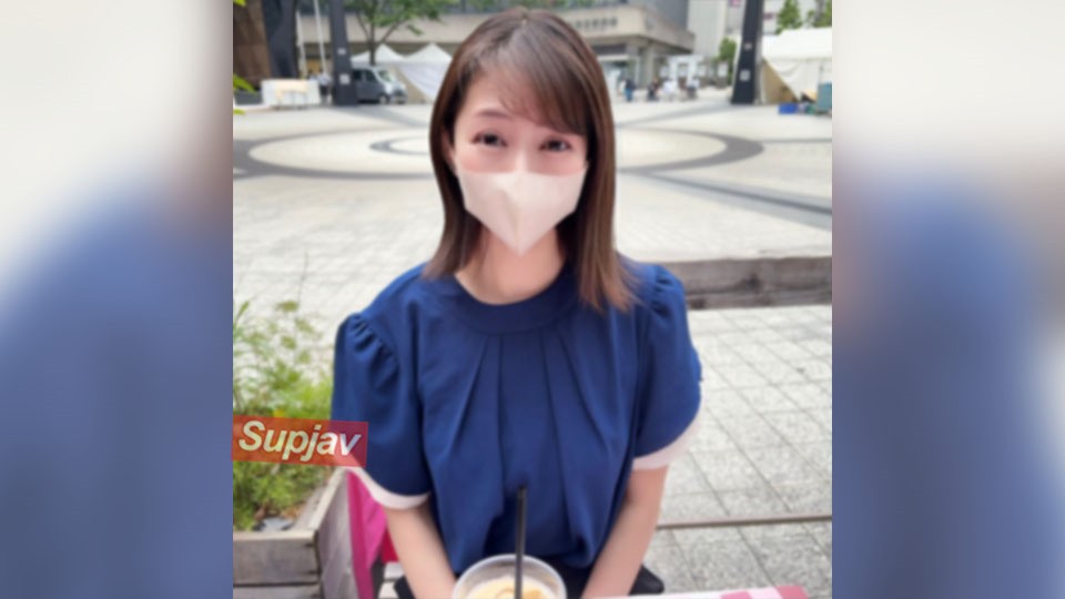 FC2PPV 4699147 *新账号纪念限定价格【免费出售】朋友的姐姐，是一位全身心投入工作的舞台演员。她没有时间玩耍，感到很沮丧。凭借练习后变得健美的身材，她经常射精。……