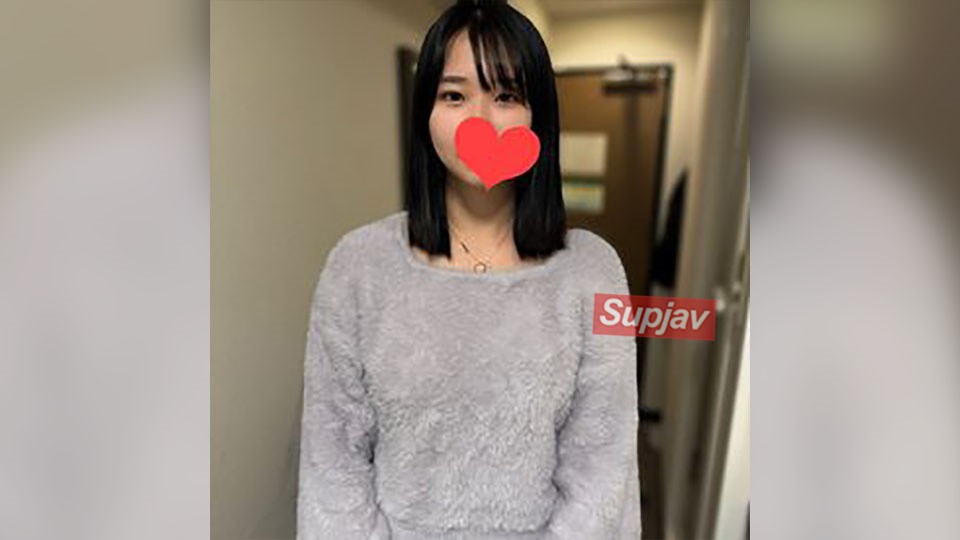 FC2PPV 4712468 限时300部，1480pt！ [否] [中出] 这位超人气女孩在偷情时发出的呻吟声响彻走廊。她对别人未经加工的阴茎感受如此强烈，以至于大脑一片空白，最终在里面射精。*包含额外内容