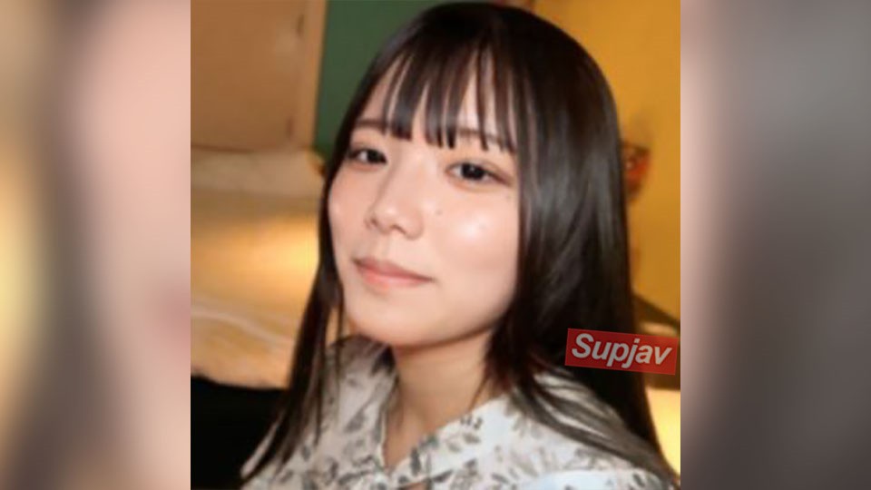 FC2PPV 4724502 【无码】清纯白皙的肌肤和极致的可爱…乡下女人善良又极品！城市里找不到的透明感真好⤴ 又大胆又性感⤴ 吞咽两口中出⤴ *附赠高清画质