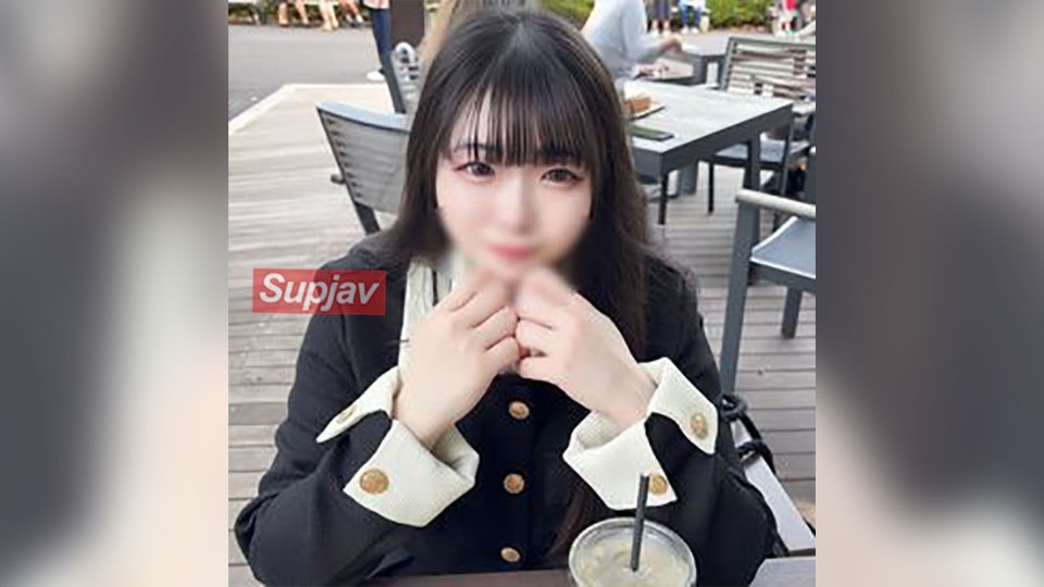 FC2PPV 4724613 限定前 10 人，500 积分！【童颜美乳】火箭奶发射！为梦想而登场的 148cm 影像界专业学生。用娇小的嘴巴吮吸汗淋漓的鸡巴♡ 受不了男人喜欢的身体阴道厚度，所以录了很多中出……