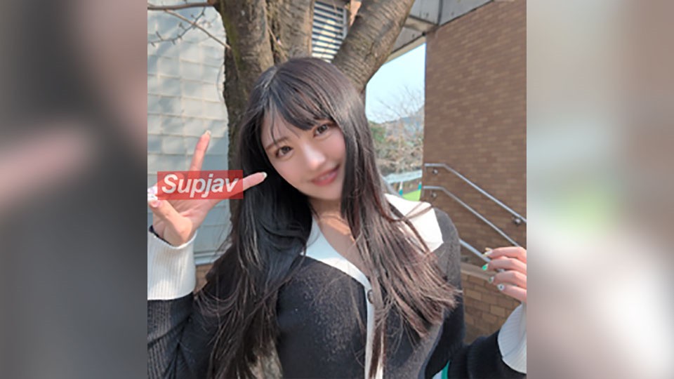 FC2PPV 4728869 截止15日1290点！！【2次/加分】*G罩杯美女JD！！超人气设备？拥有12年运动经验的巨乳美女申请拍摄。大胆！！在自家房间里挤出两根大屌
