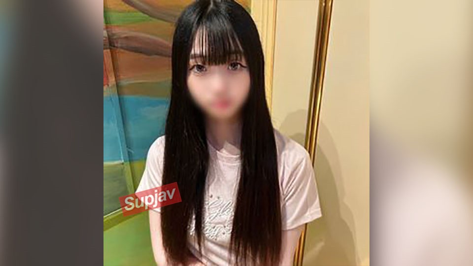 FC2PPV 4735209 一个女孩与两个人发生性关系后大声呻吟并陷入快感的全部故事。